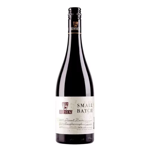 Giesen Small Batch Pinot Noir