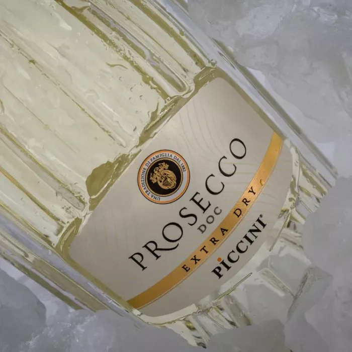 Piccini-Prosecco-Extra-Dry-On-Ice